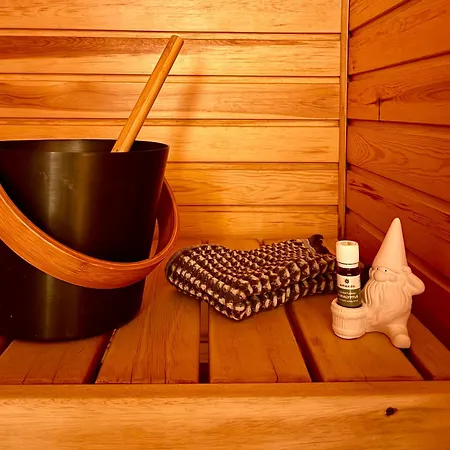 Kaiteran Helmi 54m2 Sauna Free Parking דירה *