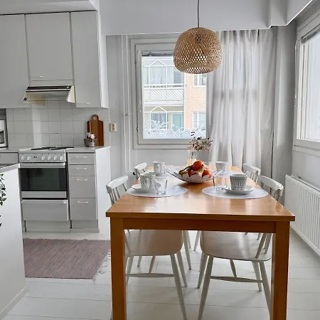 Kaiteran Helmi 54m2 Sauna Free Parking דירה קוסאמו