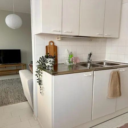 Kaiteran Helmi 54m2 Sauna Free Parking Apartment